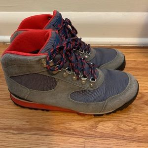 Danner’s women’s hiking boots size 7.5